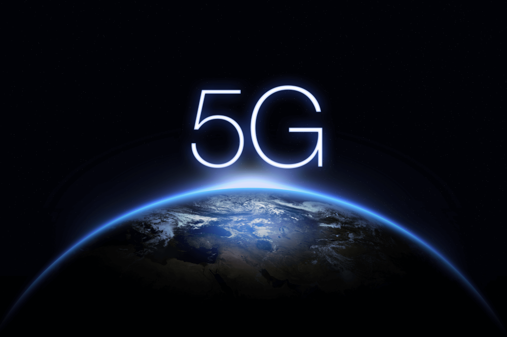 Image showing the phrase 5G above the earth